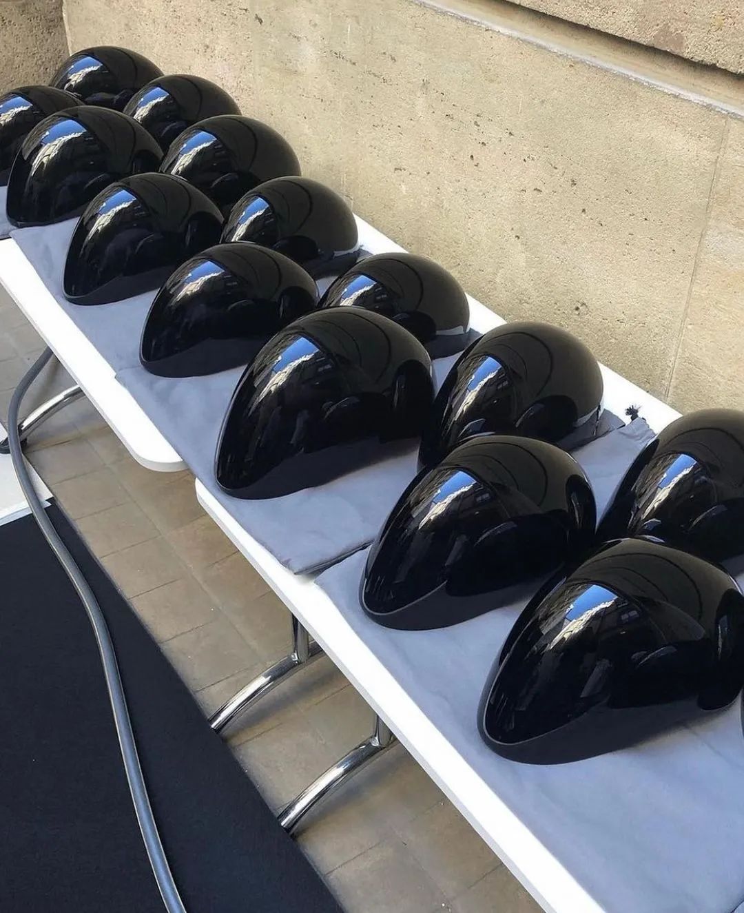 奔驰AMG x 巴黎世家联名曝光，仅售3.7万！