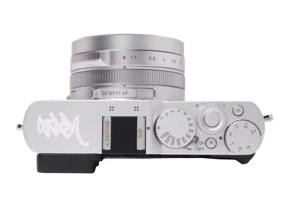 抢不到？Bape x 徕卡联名「迷彩相机」全球发售，限量1850台！-Supreme情报网