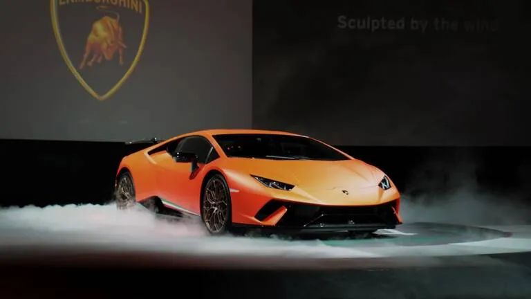 人傻了！兰博基尼Lamborghini已全部售罄，现车要等到2025年！