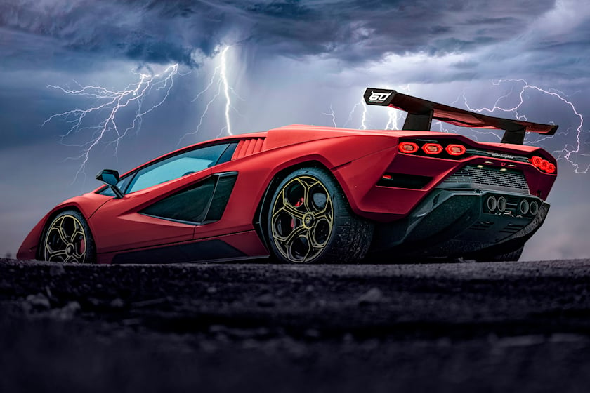 人傻了！兰博基尼Lamborghini已全部售罄，现车要等到2025年！