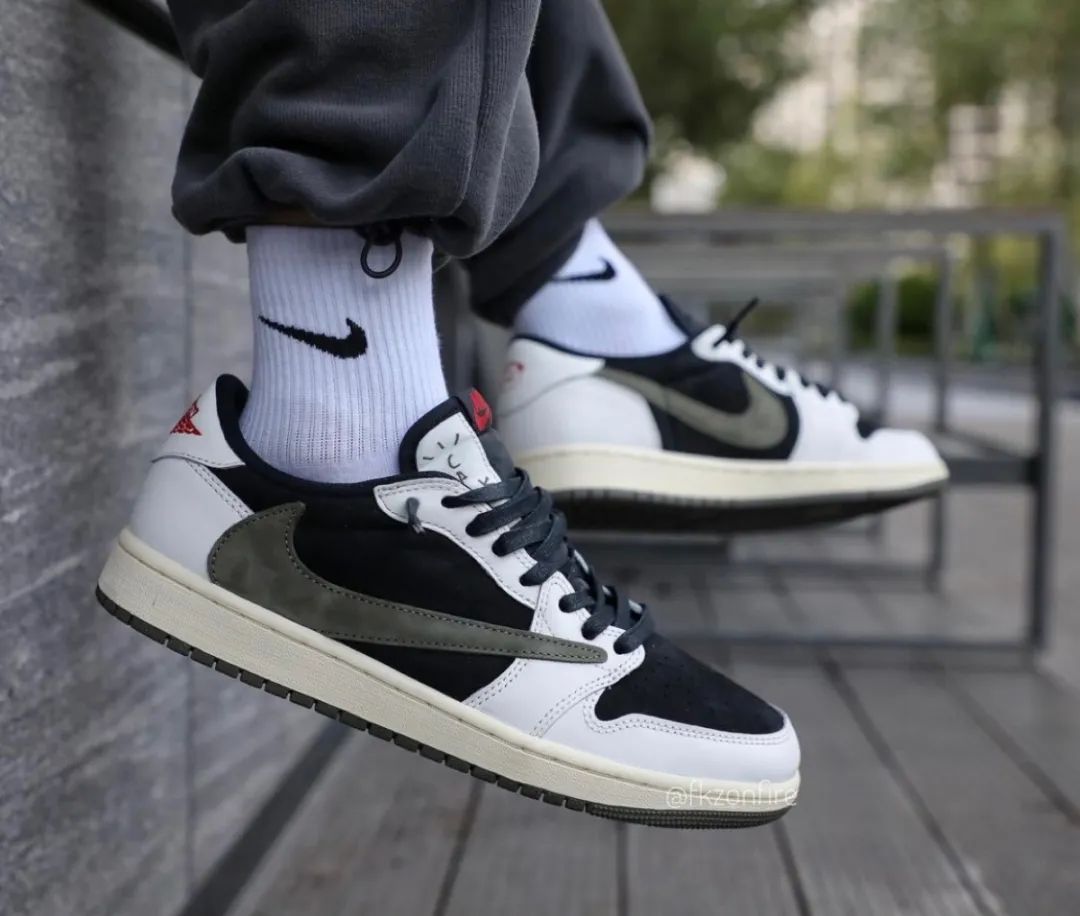 最后一双！Travis Scott x AJ1「倒勾5.0」提前上脚泄露，你冲吗？