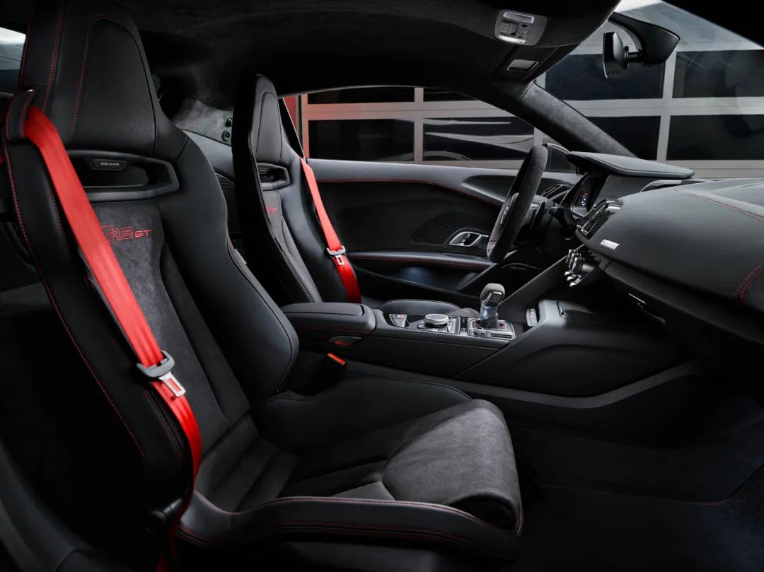 要绝版了？钢铁侠同款！Audi奥迪R8新款曝光，限量发售333台！