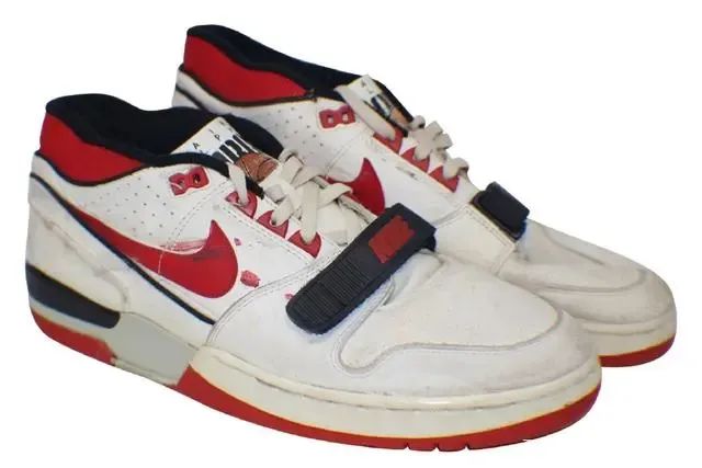 「乔丹亲穿」！这双Nike球鞋时隔24年后，终于要复刻发售了...