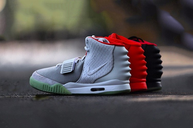 帅啊！耐克Air Yeezy 2「黑白奥利奥」实物曝光了...