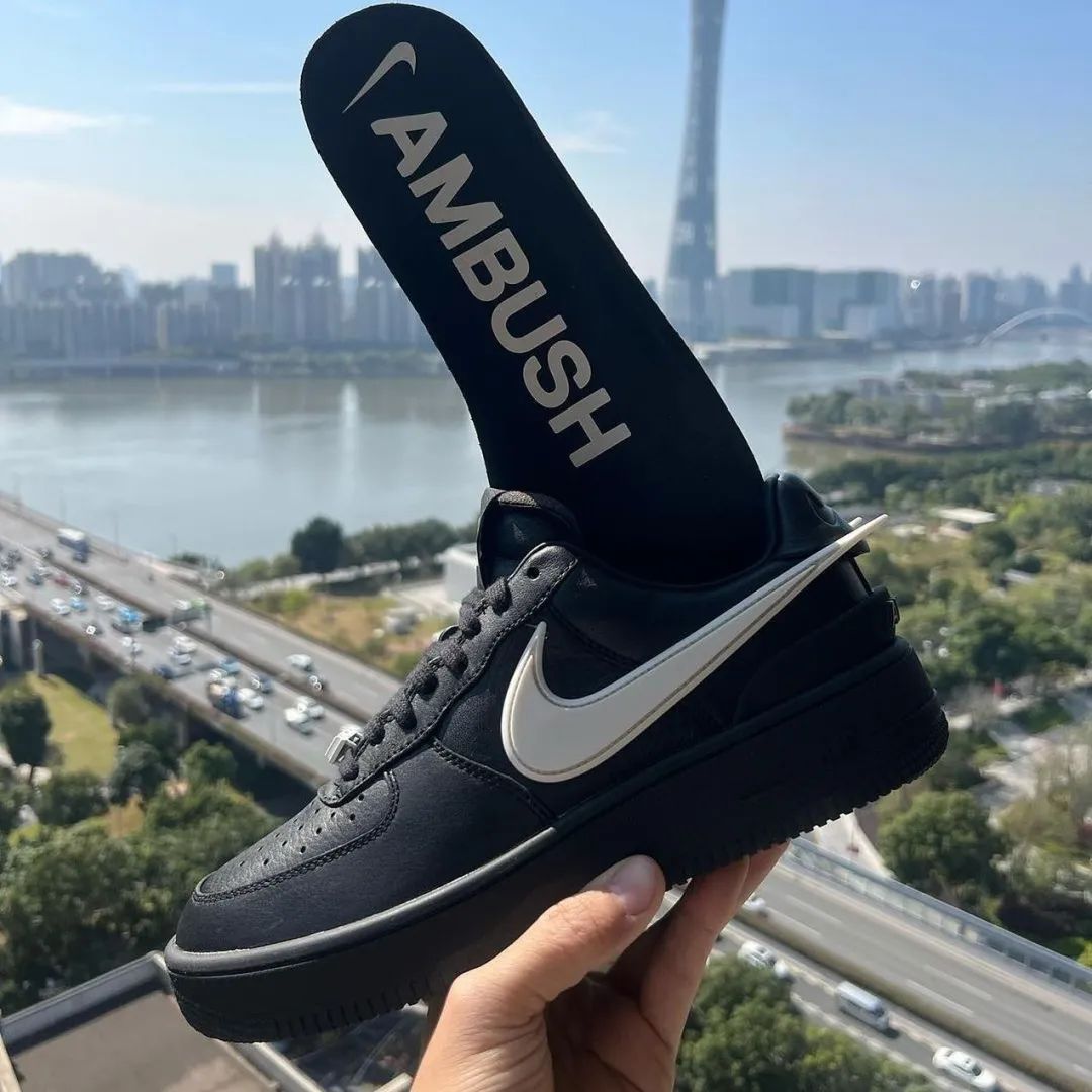 Yoon阿姨开晒!AMBUSH x 耐克AF1「黑白」终于要发售了! Yoon阿姨开晒!AMBUSH x 耐克AF1「黑白」终于要发售了!-Supreme情报网
