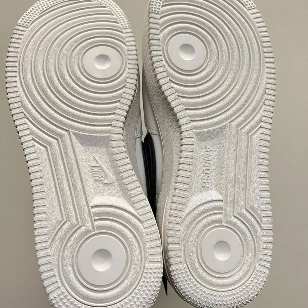 Yoon阿姨开晒!AMBUSH x 耐克AF1「黑白」终于要发售了! Yoon阿姨开晒!AMBUSH x 耐克AF1「黑白」终于要发售了!-Supreme情报网