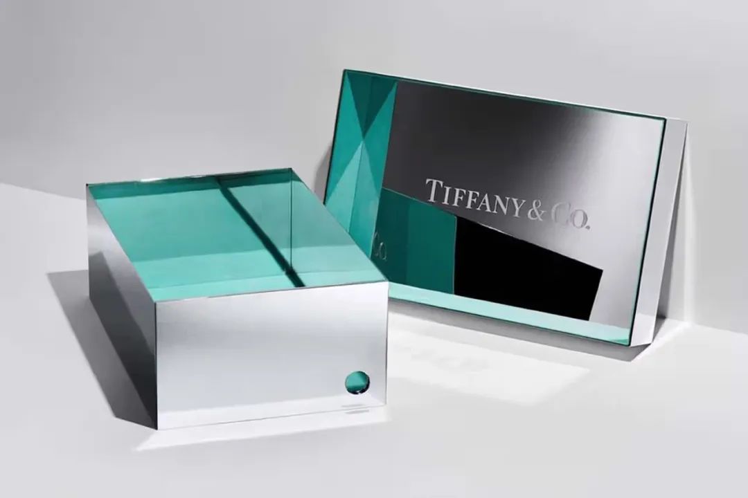 「20斤纯银鞋盒」！Tiffany x Nike联名隐藏款配件曝光，冲吧！