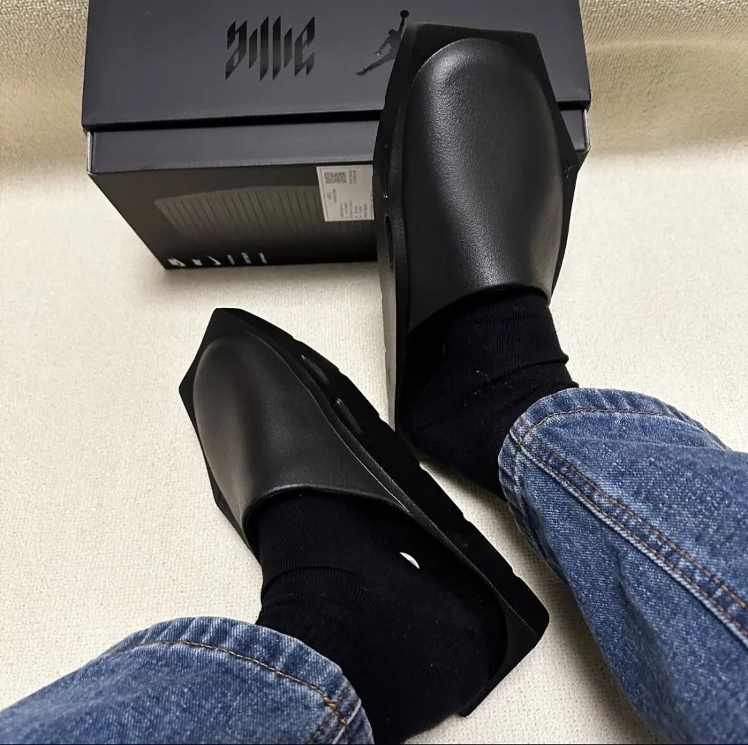 抄Yeezy？乔丹Jordan「穆勒拖鞋」3款配色曝光发售，等打折！