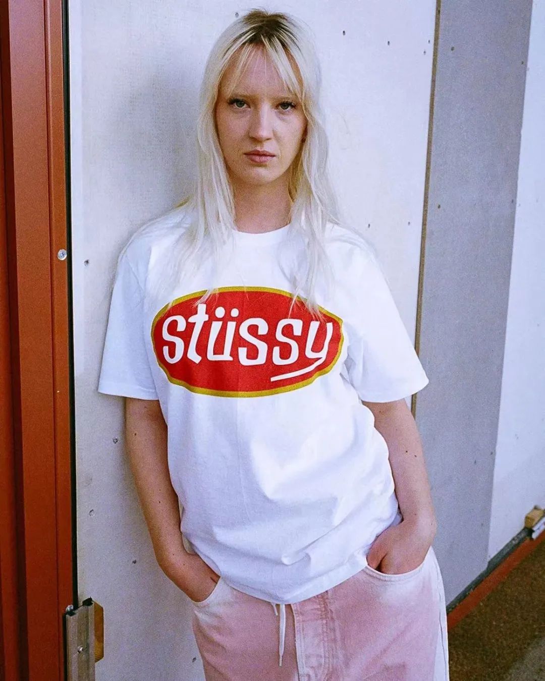 有点小帅！「Stussy」春季限定T恤小程序上架，黑8台球、骰子..