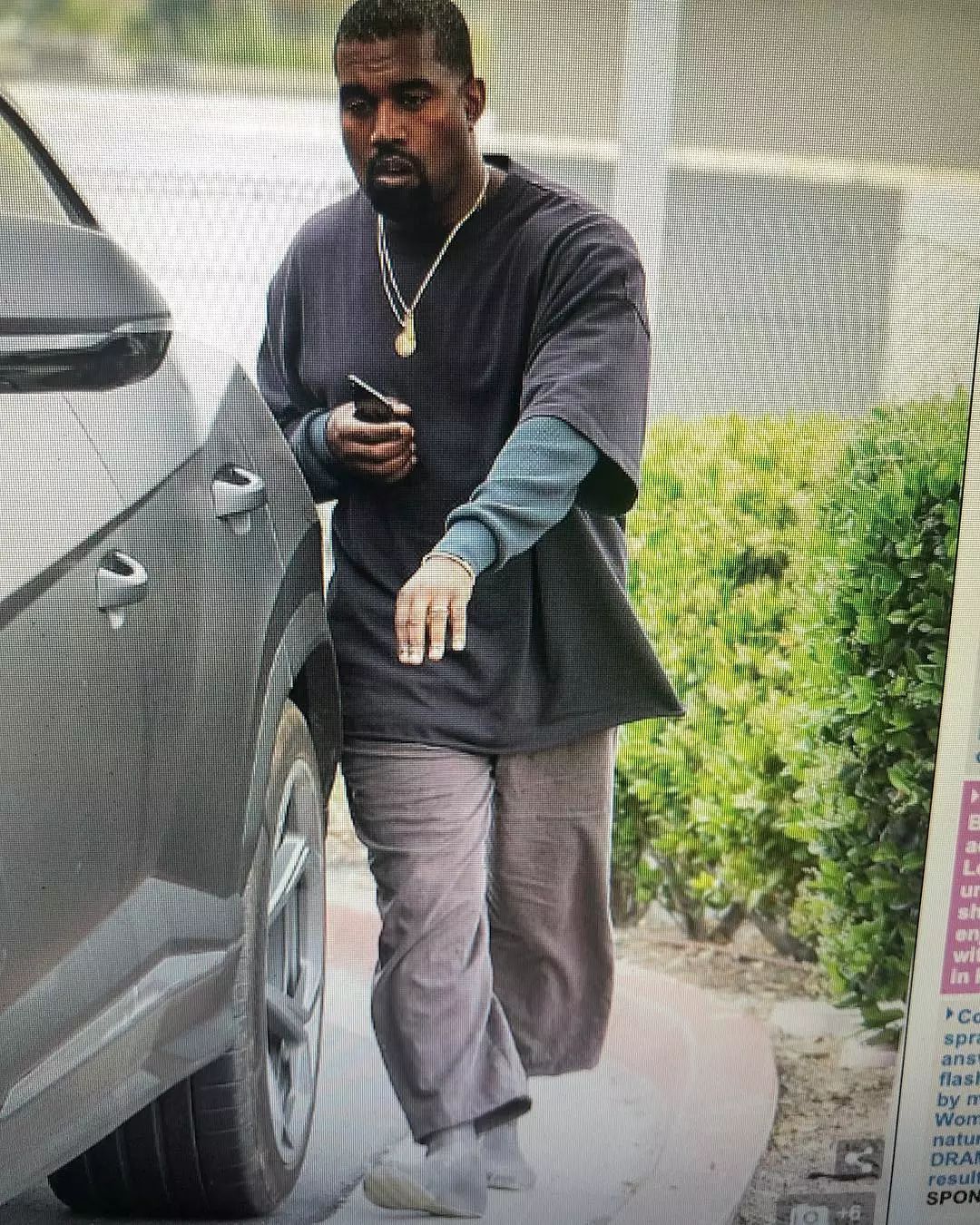 坎爷上脚YEEZY「赤足」，终于要发售了吗？？？