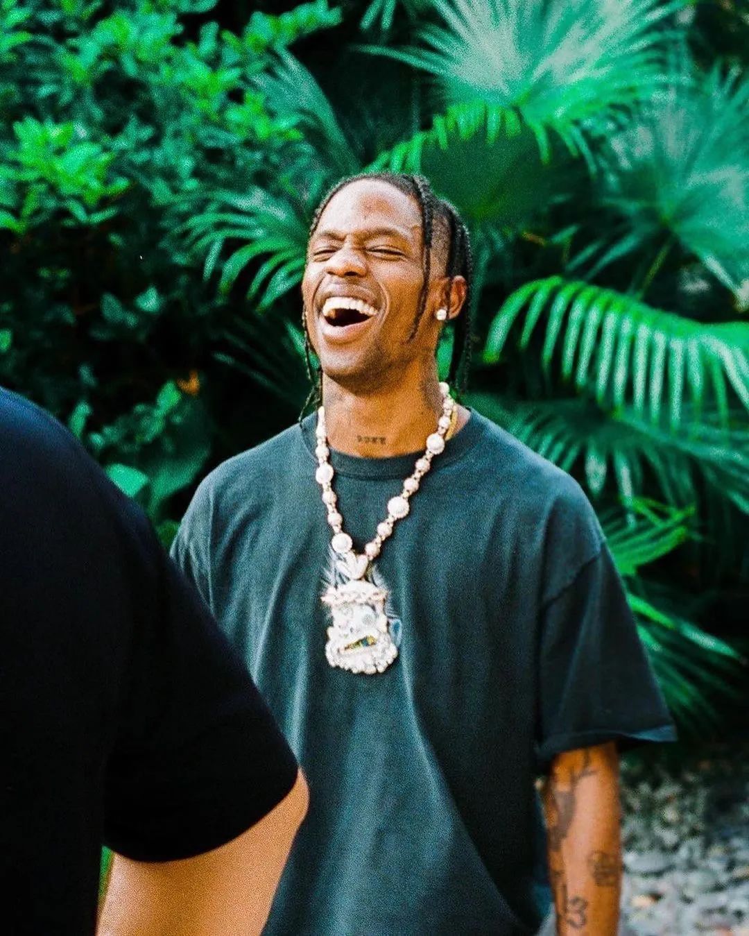 Travis Scott要考研了！祝「蟑螂侠」早日上岸， 哈哈哈哈哈哈哈哈哈