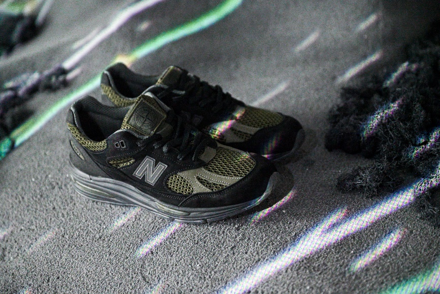 探索旷野美学！Stone Island x New Balance沉浸式体验空间限时登陆SKP-S！-Supreme情报网
