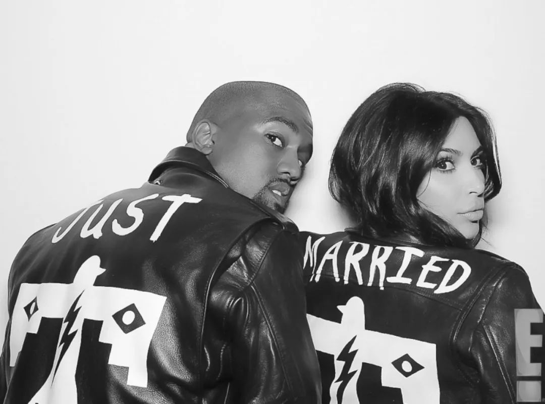 当Kanye坎爷的老婆，就能「穿衣自由」！