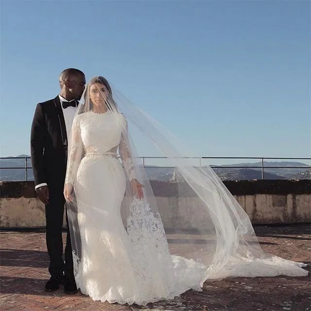 当Kanye坎爷的老婆，就能「穿衣自由」！