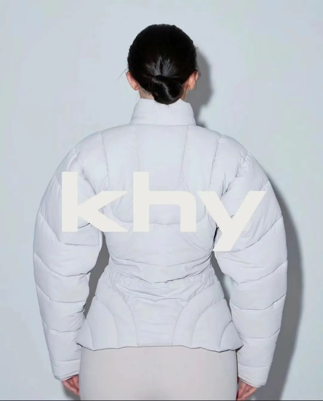 抄袭Yeezy x GAP？Kylie金小妹「Khy」第2弹发售，坎爷看笑了..