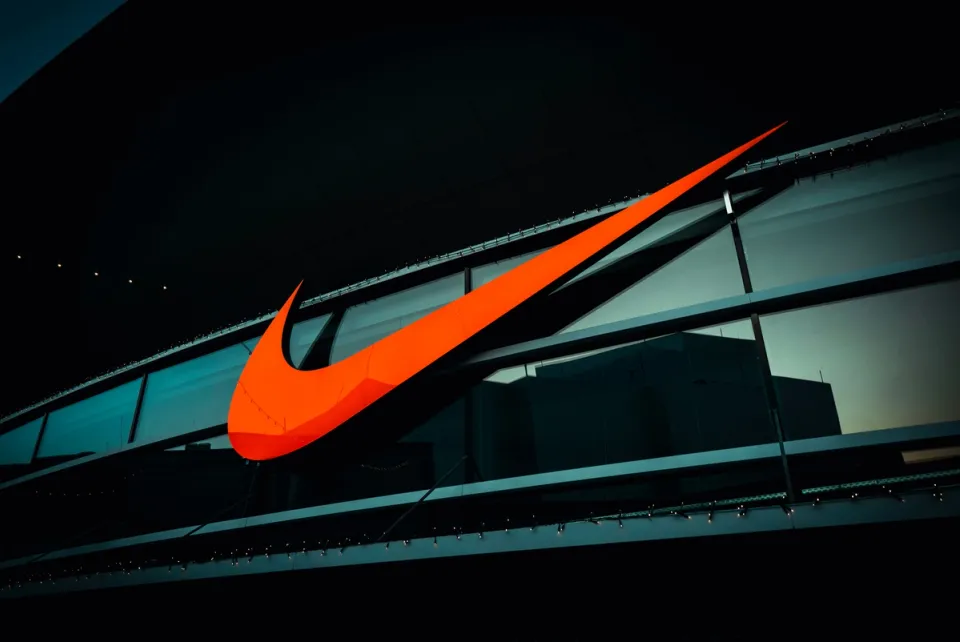 情报曝光：Nike大裁员！CEO宣布优化1700人...