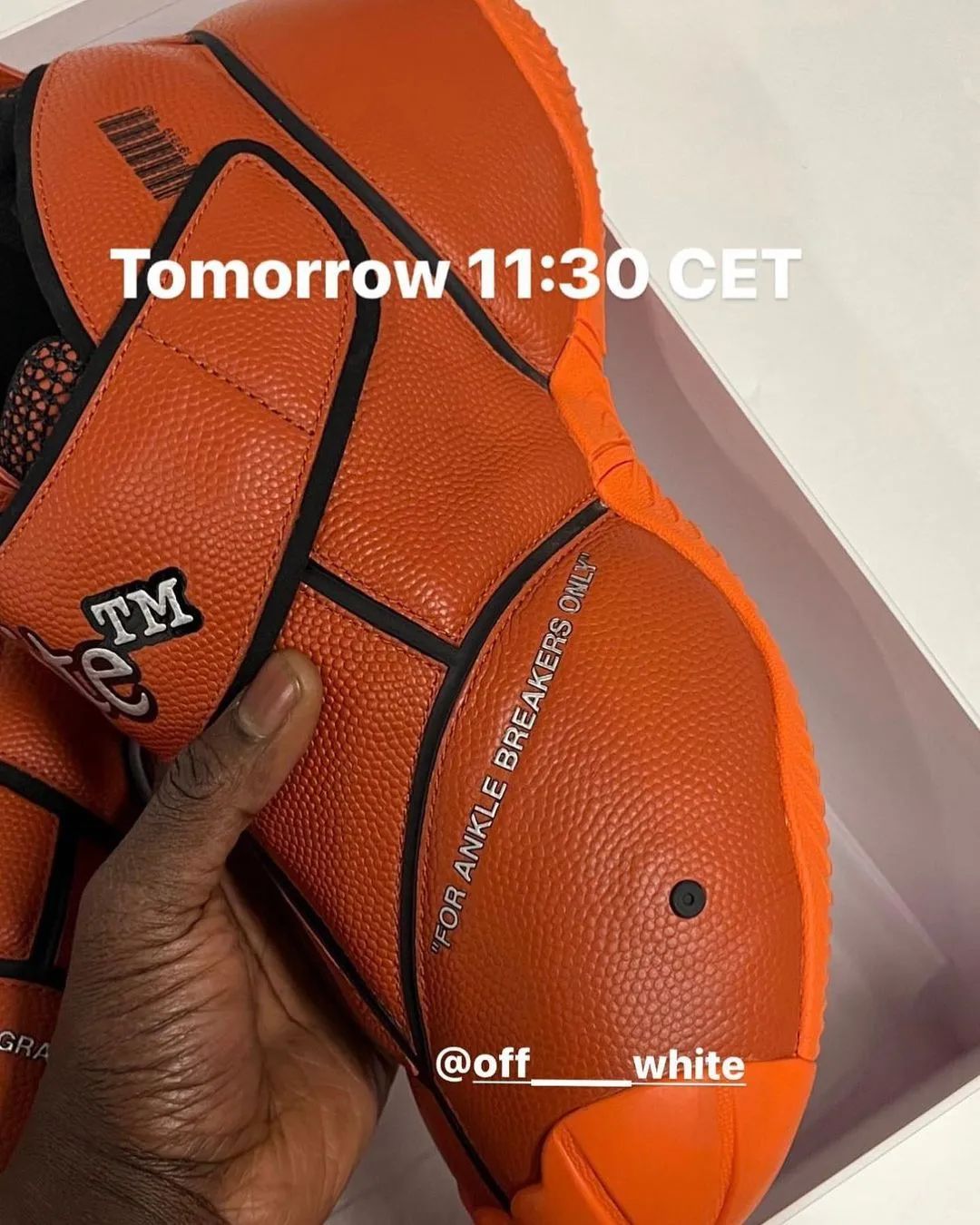 啊这！「Off-White」第1款篮球鞋曝光，你会入手吗？