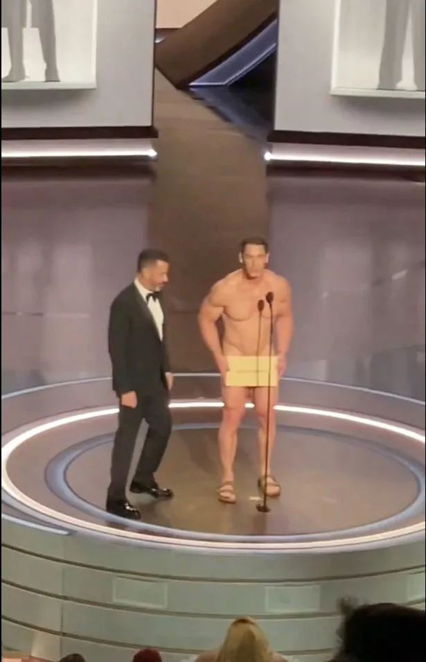 「裸体颁奖」奥斯卡演员，也得穿一双「勃肯鞋」上台带货啊...