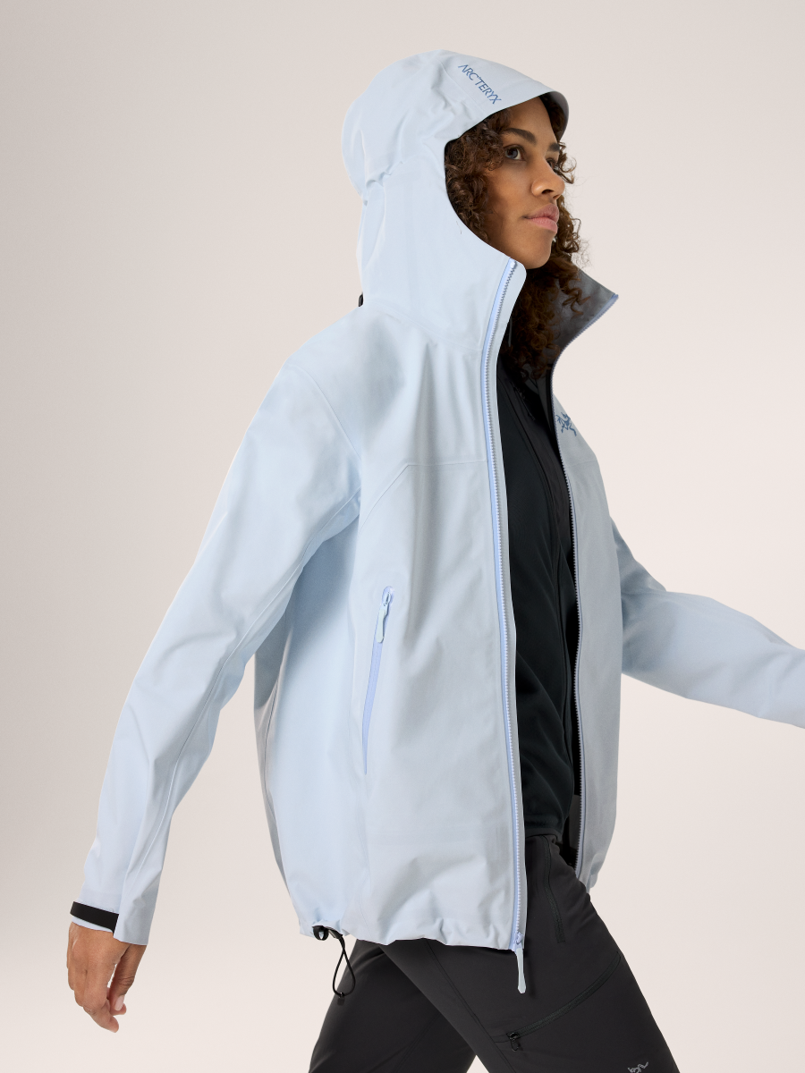 「始祖鸟Arc'teryx」Beta冲锋衣2.0新款曝光，全面发售了！