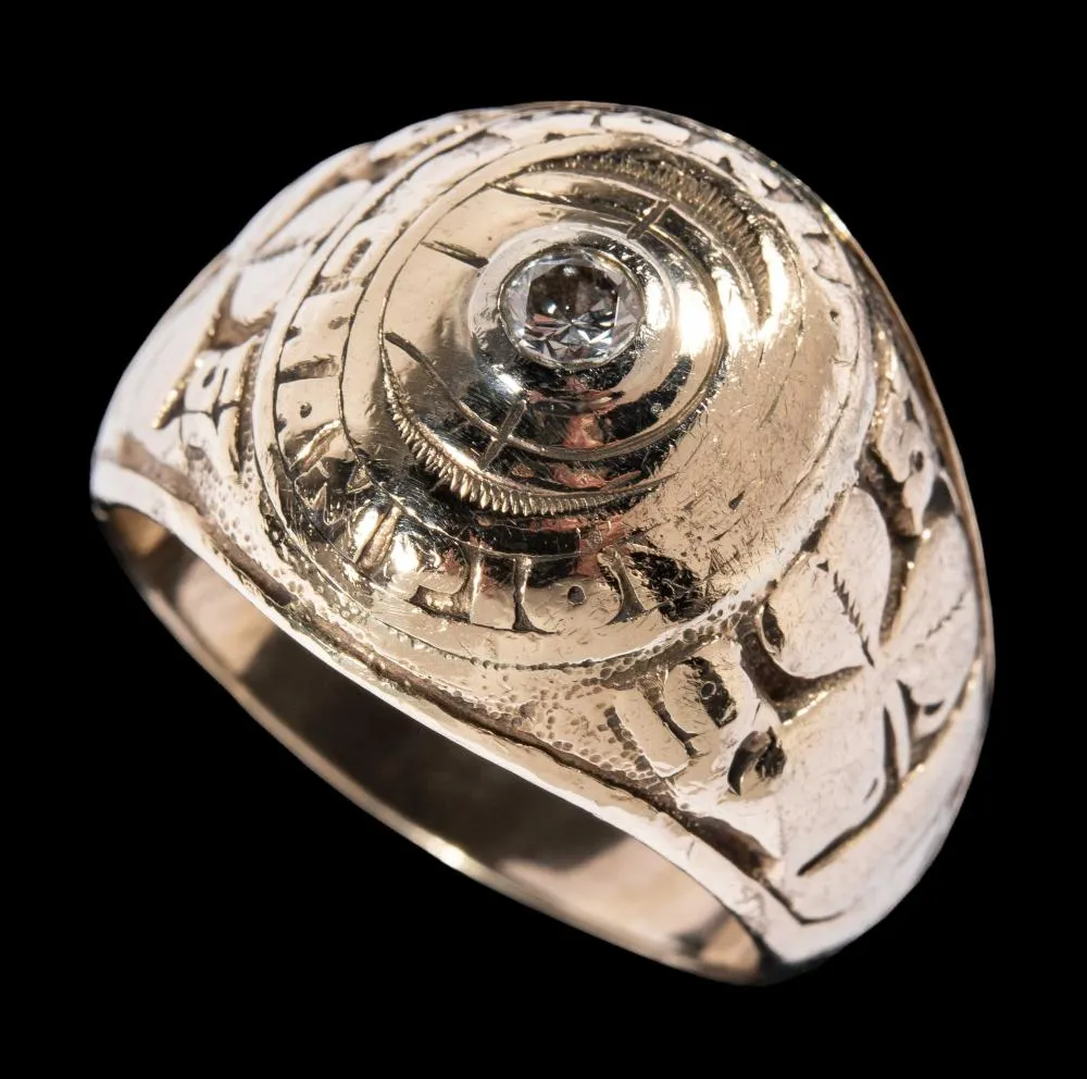 670w成交！「科比」2000年第一枚冠戒指被被拍卖，历史新高！