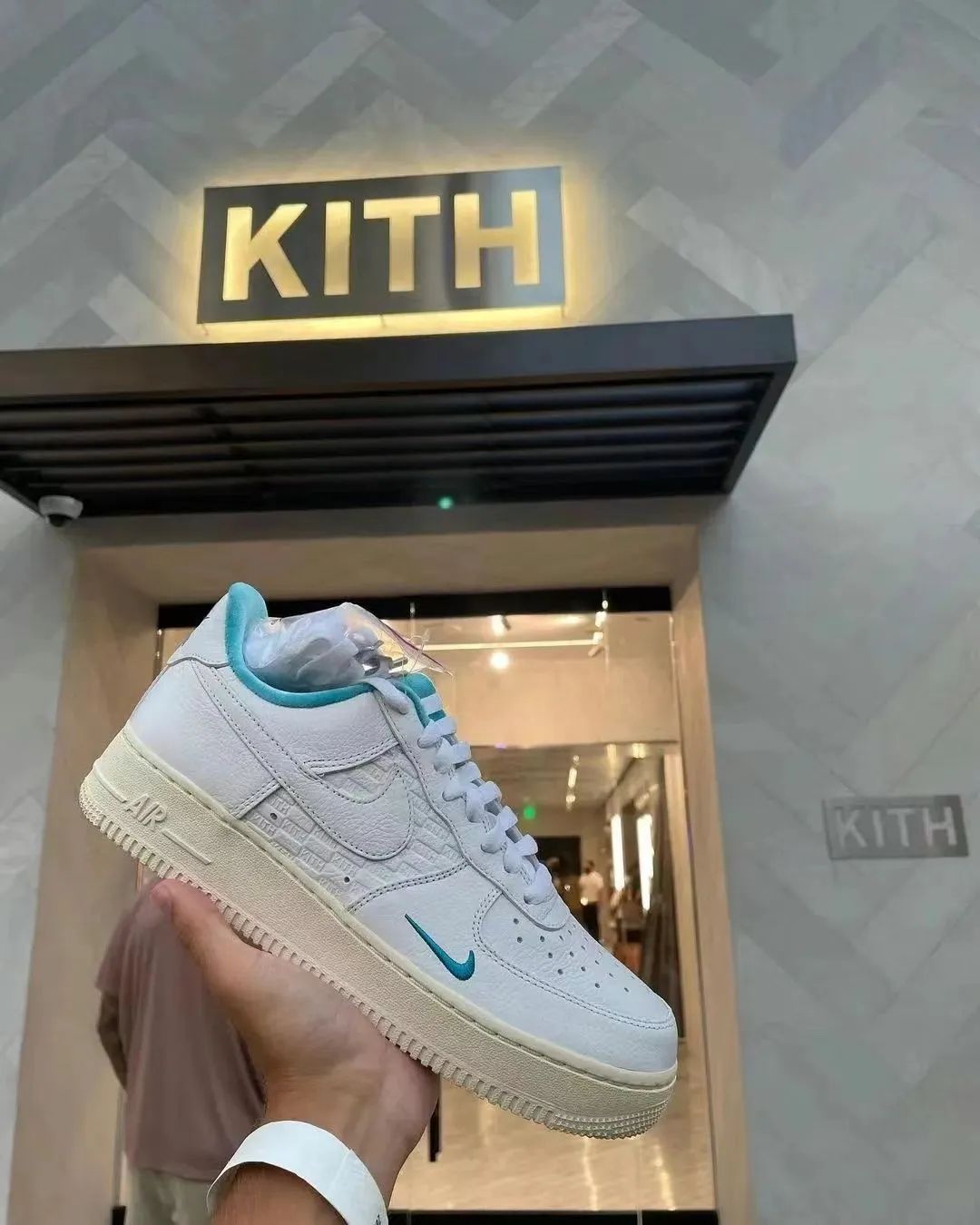 背刺阿迪？「Kith x 耐克」新联名计划，主理人故意曝光了...