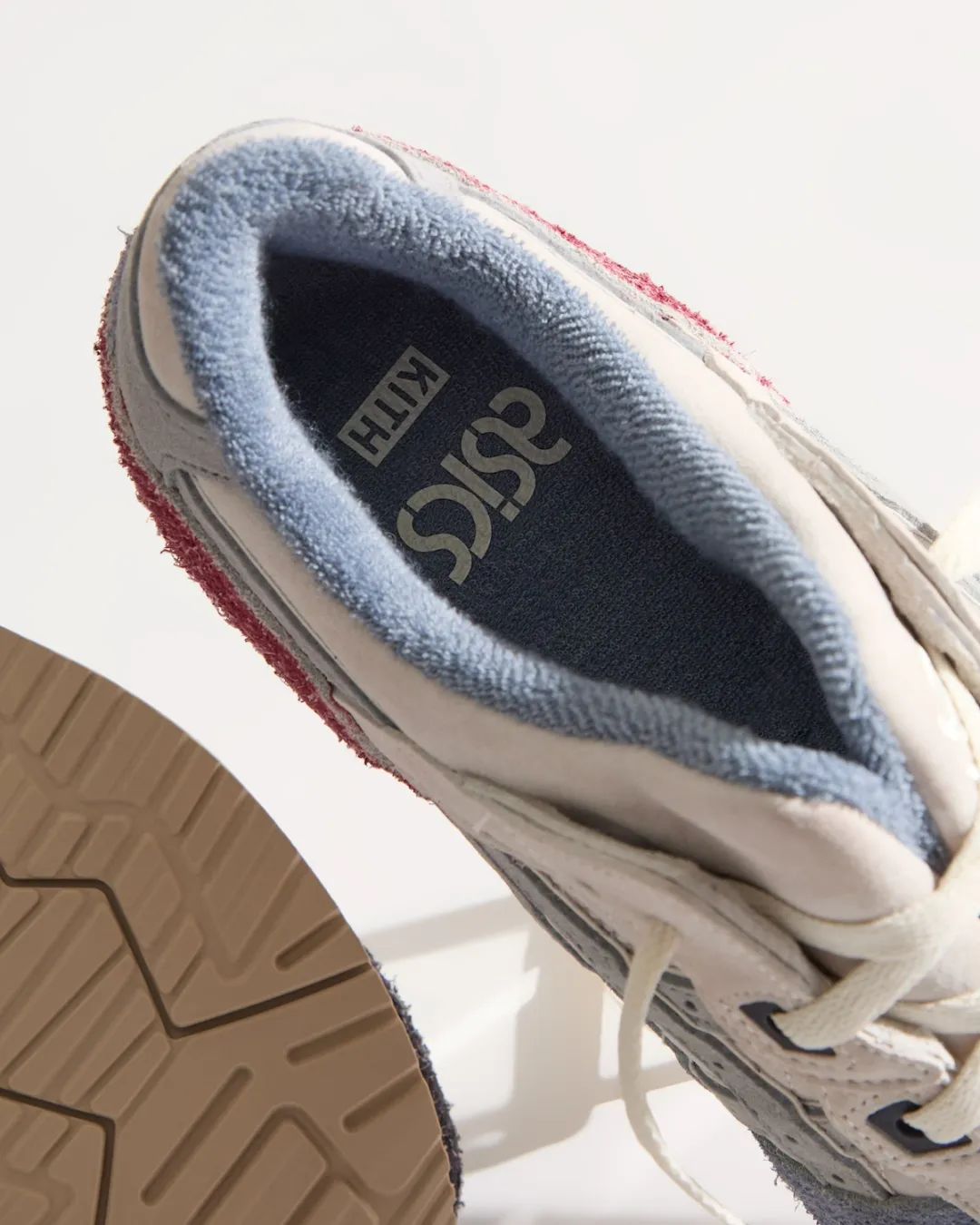 「Kith x 亚瑟士Asics」联名计划曝光，新店开业限定发售！