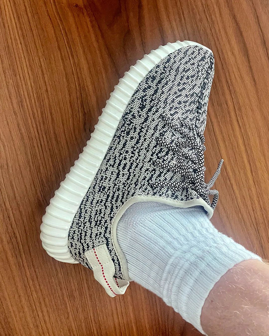 Yeezy官方大补货！全部5折？？？