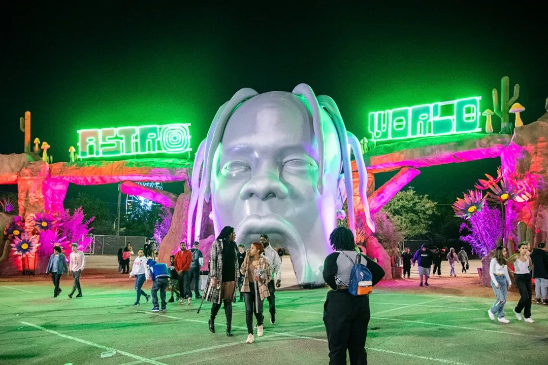 突发：「Travis Scott」凌晨4点被警察抓了！哈哈哈哈哈哈哈哈哈哈哈