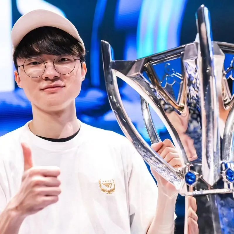 英雄联盟第一人「Faker」要开抖音，直播带货了？？