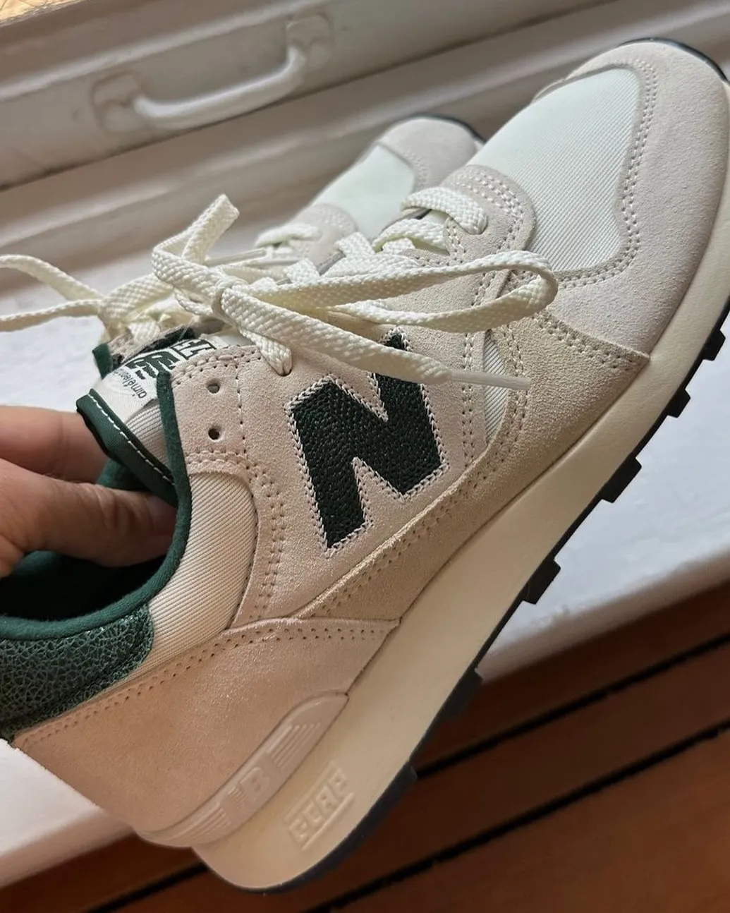 大秀同款！「New Balance」新联名上脚曝光，确认发售！