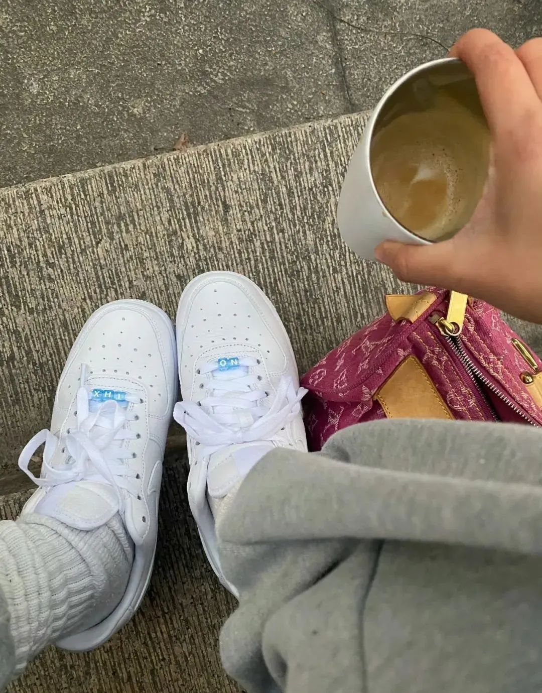 「Drake x 耐克AF1」新联名集体曝光，3双一起发售？？