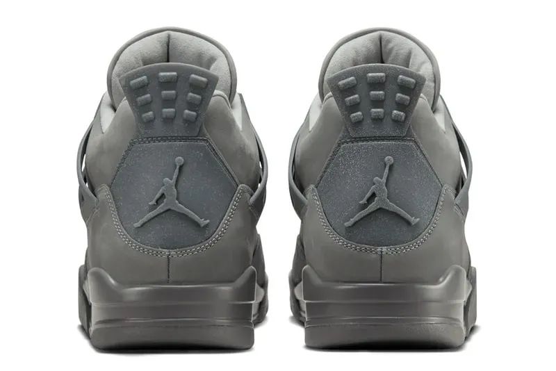 货量11w双！超大库存的「KAWS x AJ4」平替，上架Snkrs了！