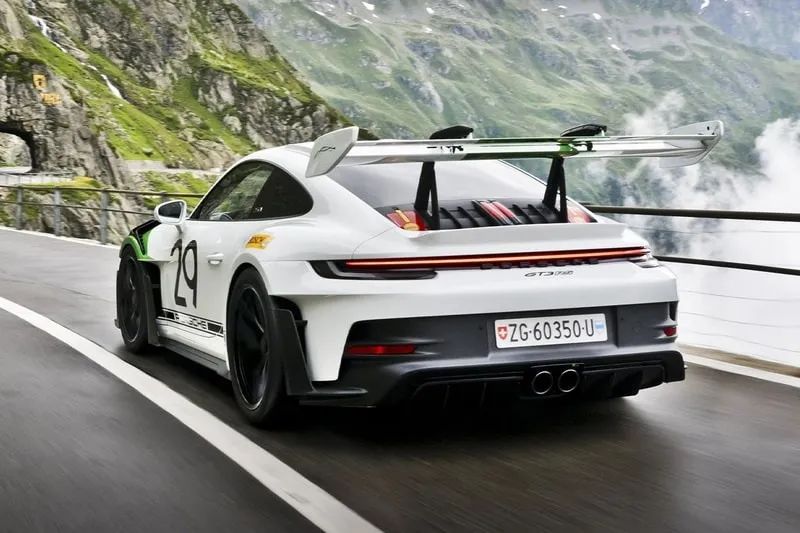 帅拉了！「保时捷911」GT3 RS特别款曝光，市价要暴涨吧？...