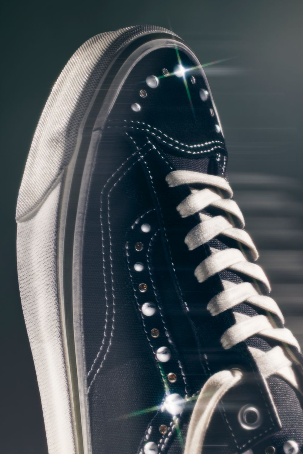 OTW by Vans 高端支线推出 Old Skool 36 Pearlized-Supreme情报网