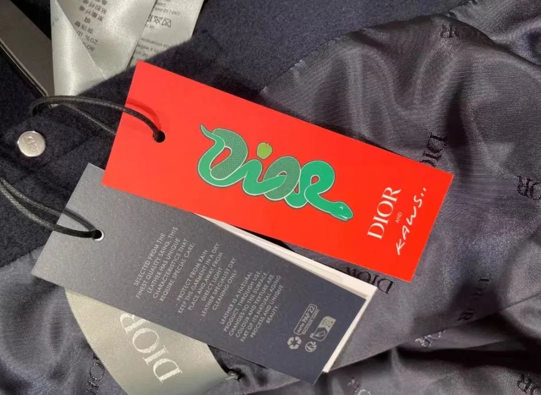 蛇年限定！「Dior x Kaws」新联名计划曝光，确认发售...