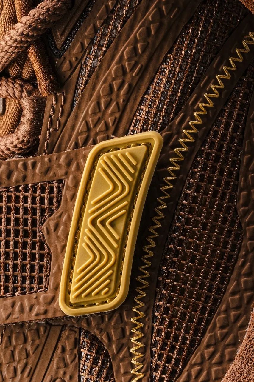 国产Visvim？欧文「安踏KAI 1」流苏款曝光，确认发售！-Supreme情报网