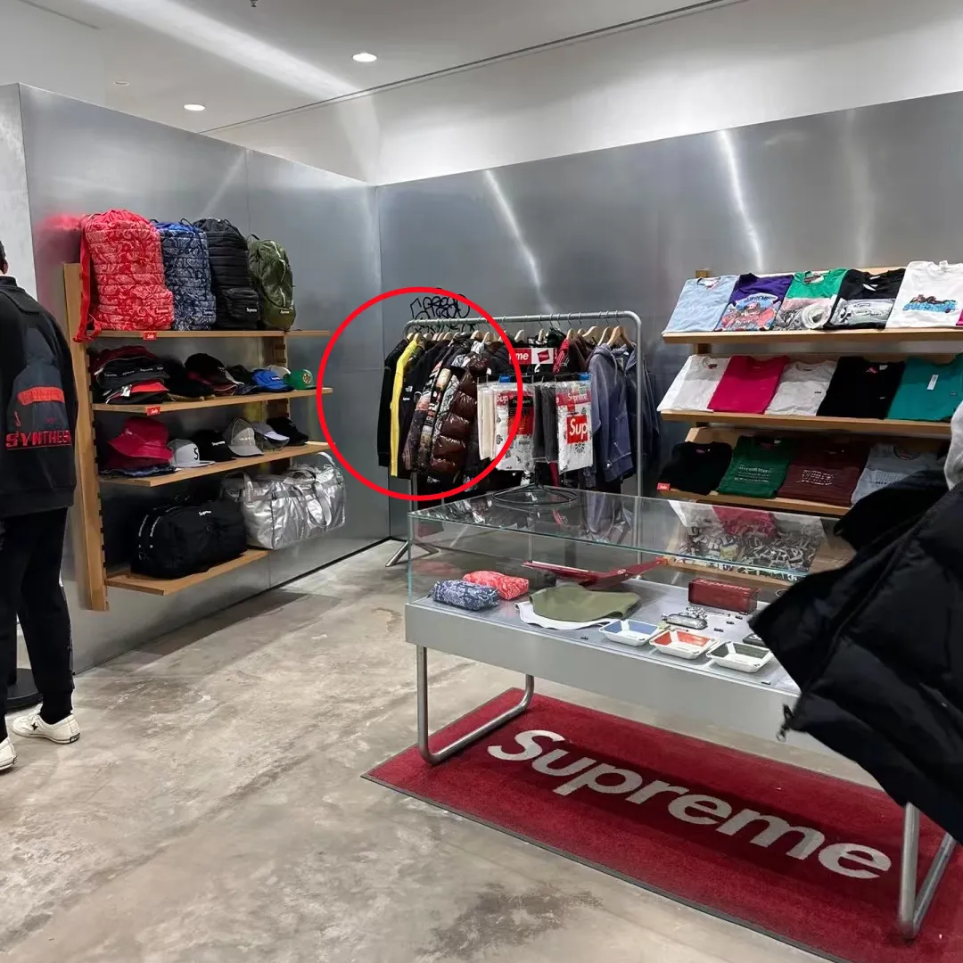 ‼️突发：「北面TNF x Supreme」联名绝版，合作结束了？？