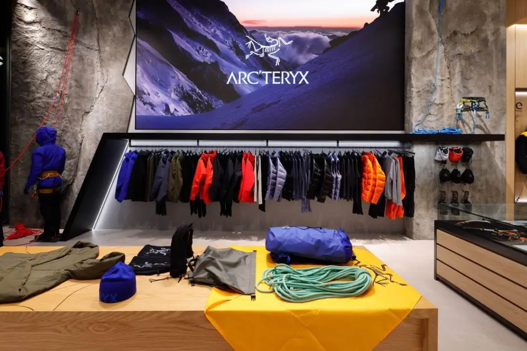 「始祖鸟Arc'teryx」日本最大直营店，开了！