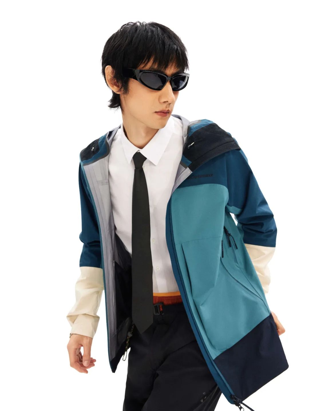 ‼️被买手刷屏、溢价！「PP吐司服」怎么一夜成为了现象级爆款？