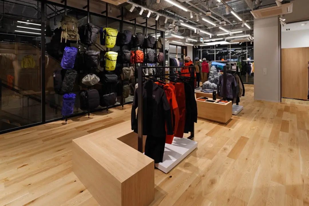 「始祖鸟Arc'teryx」日本最大直营店，开了！