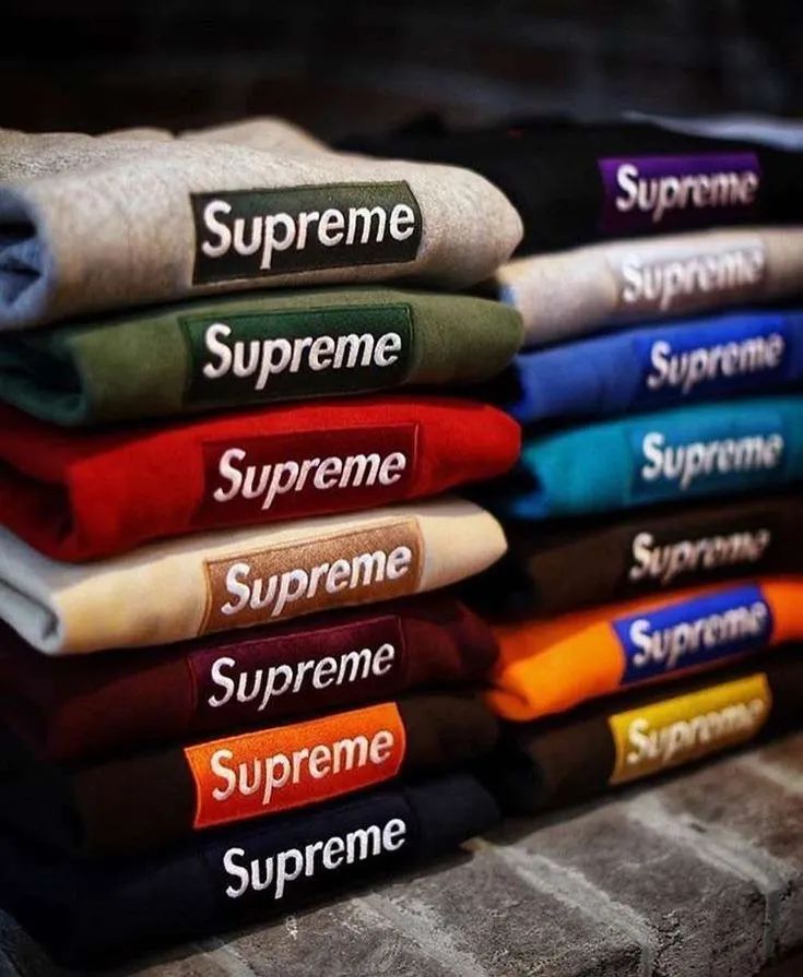 1500人排队！Supreme的「Box Logo」卫衣发售现场，还是这么风骚啊...