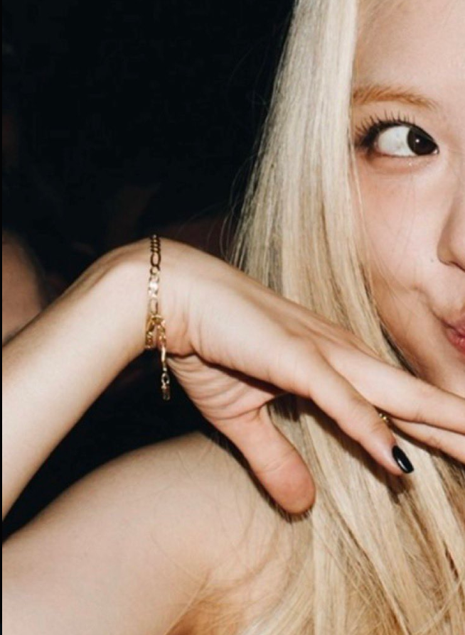 YSL女帝「Rosé」新恋情？