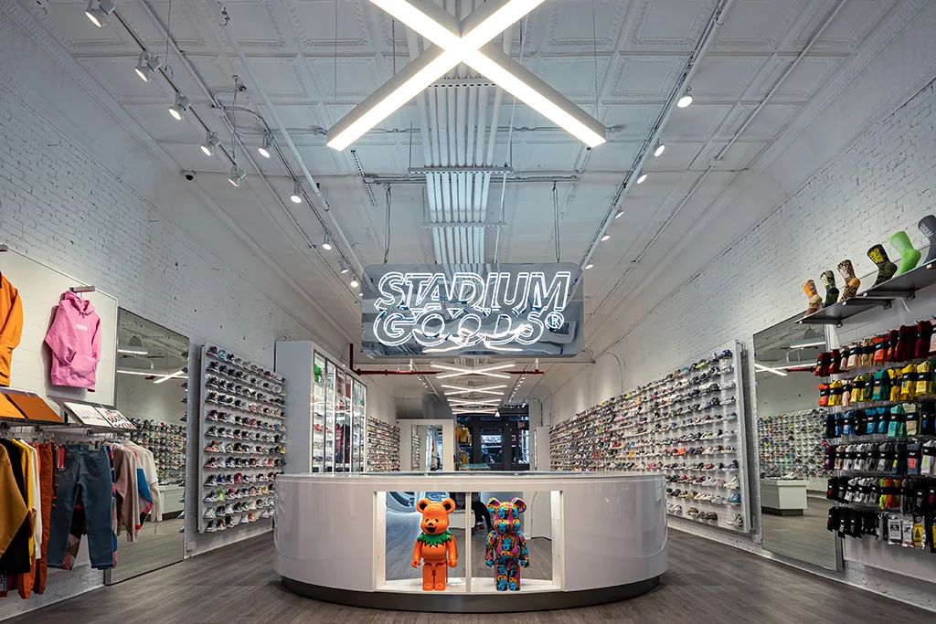 「Stadium Goods」鞋店闭店，干不下去了...