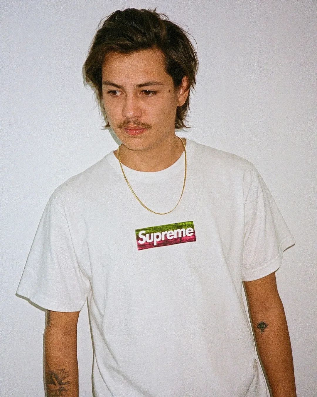 ⏰今晚开售！「Supreme」洛杉矶火灾Box Logo T恤，利润全捐！