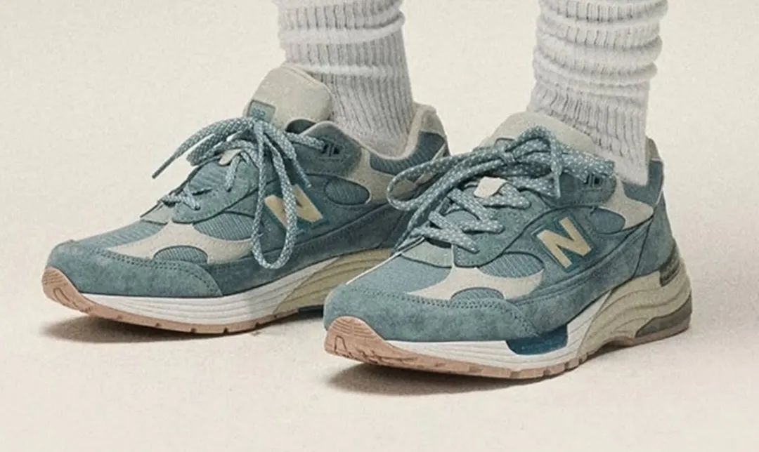 抢得到？「Kith x NB」联名992、991v2曝光，定档发售...