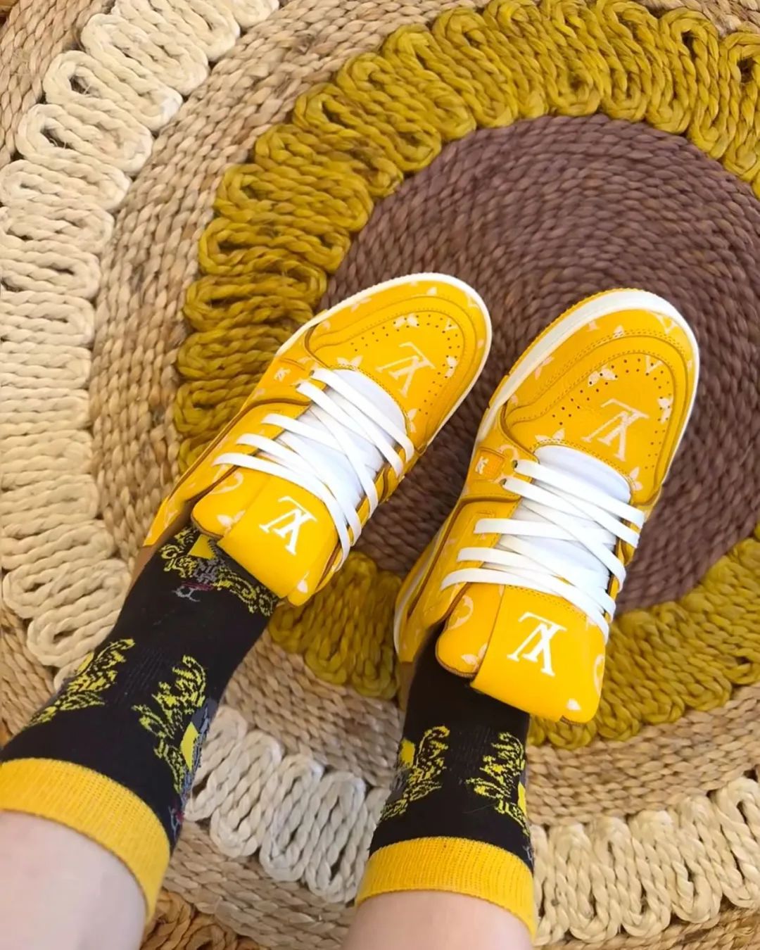 🥰高溢价！「LV Trainer」含金量还在上升...