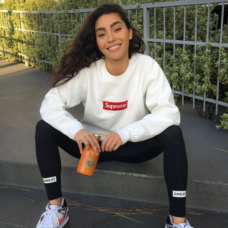 重磅：Supreme「圆领Box Logo卫衣」，下周铺货~！