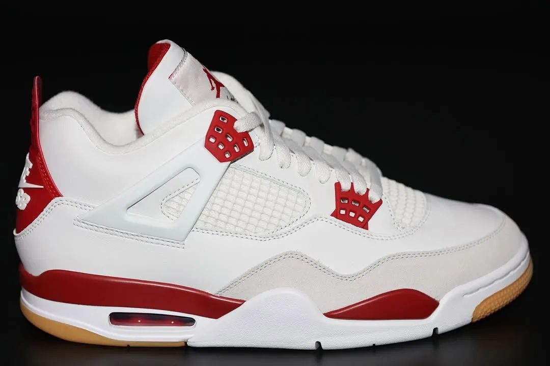 有人开价8w想买一双？「耐克SB x AJ4」白红配色，不市售了..-Supreme情报网