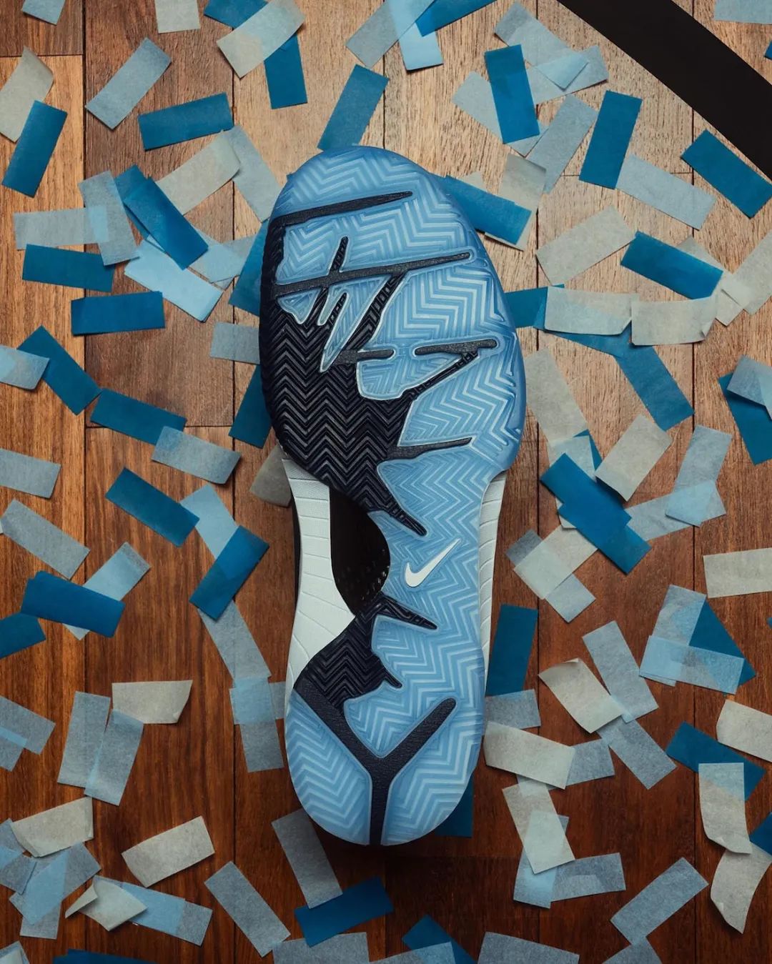 布伦森上脚「科比Kobe 4」PE超级限定，不市售啊！-Supreme情报网