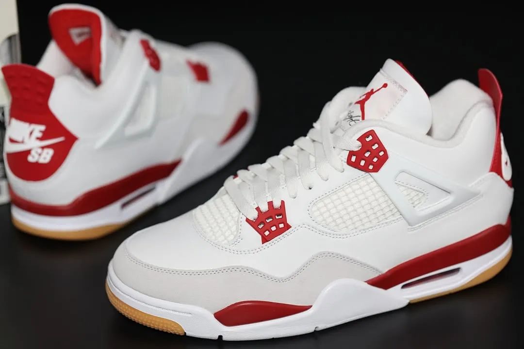 有人开价8w想买一双？「耐克SB x AJ4」白红配色，不市售了..-Supreme情报网